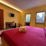 Cconforthotels Murat Garden Affittacamere Bari