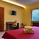 Cconforthotels Murat Garden Affittacamere Bari