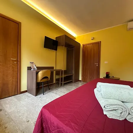 בית הארחה Cconforthotels Murat Garden 3*